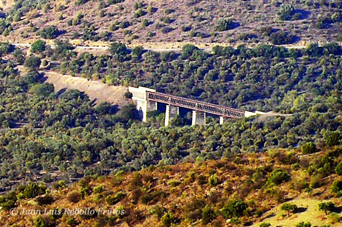 puente de las almas desde el alto de Sapinha