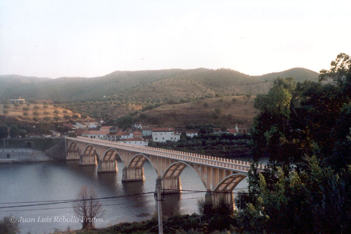 puente_barca_dalva.jpg